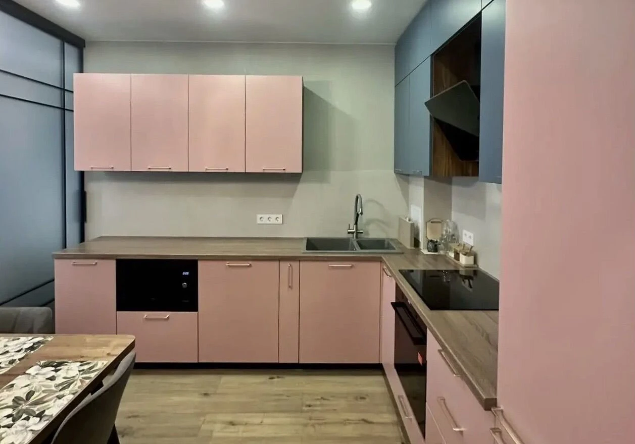 Кухни и шкафы на заказ цена ниже салонов на 30%