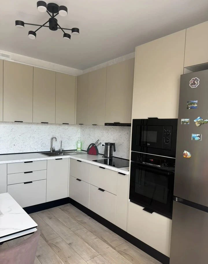 Кухня под потолок для себя в рассрочку